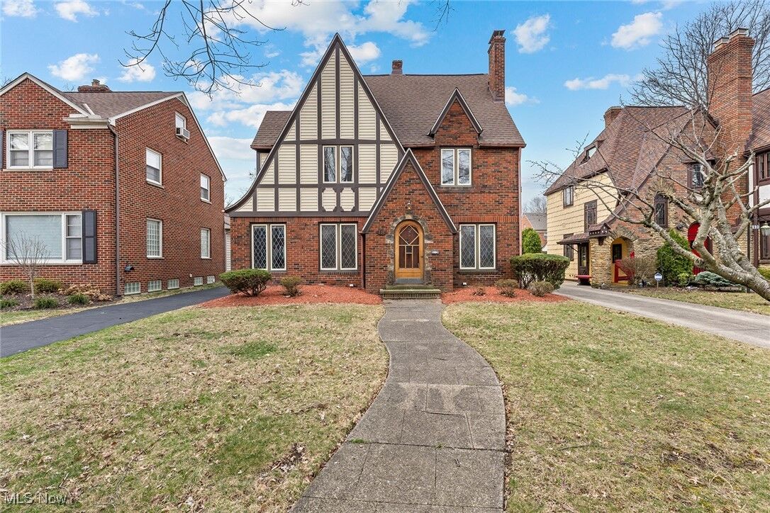 Property Photo: 116 E 197th Street OH 44119