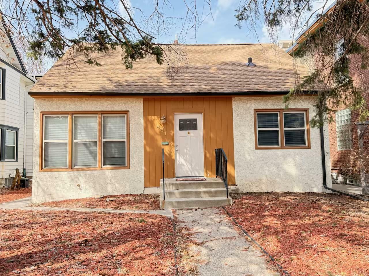Property Photo: 881 Grand Avenue MN 55105