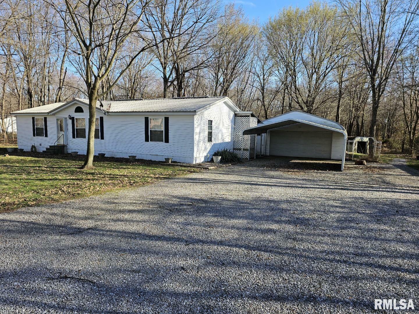 Property Photo: 14487 N Harmony Lane IL 62864