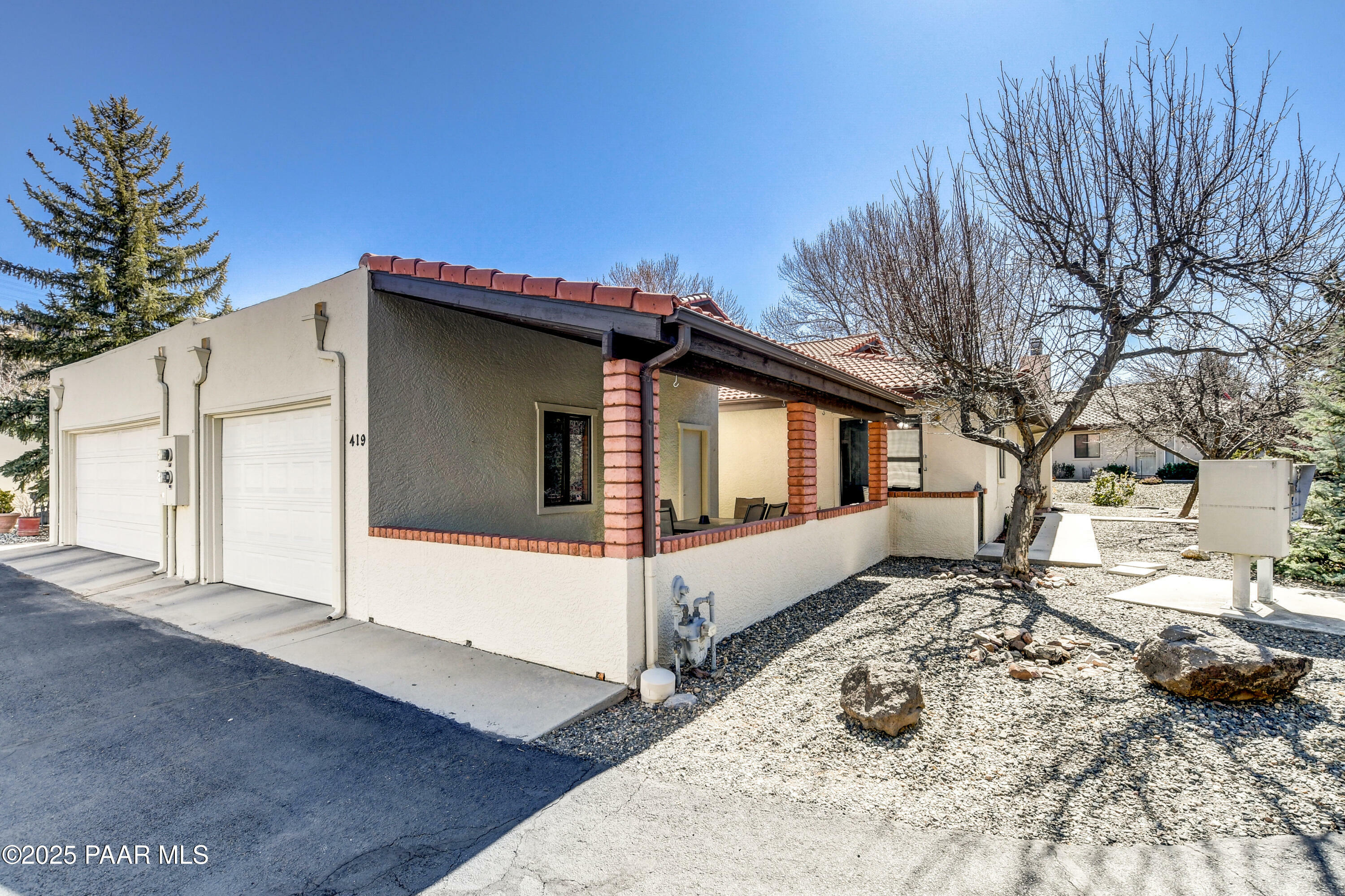 Property Photo: 419 Apache Plume Trail AZ 86301