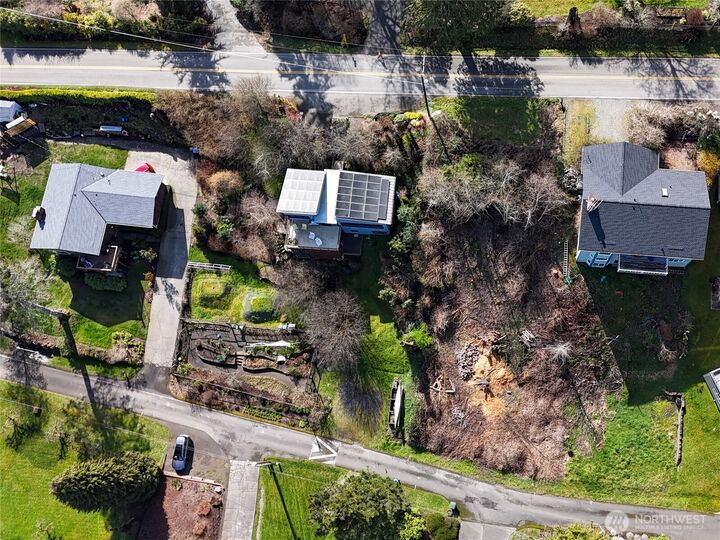 Property Photo:  10240 NE Lafayette Avenue  WA 98110 