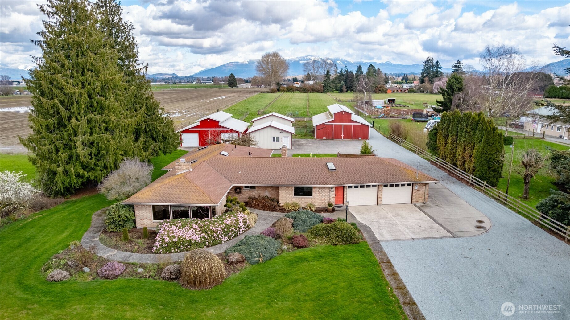 Property Photo: 14773 Avon Allen Road WA 98273