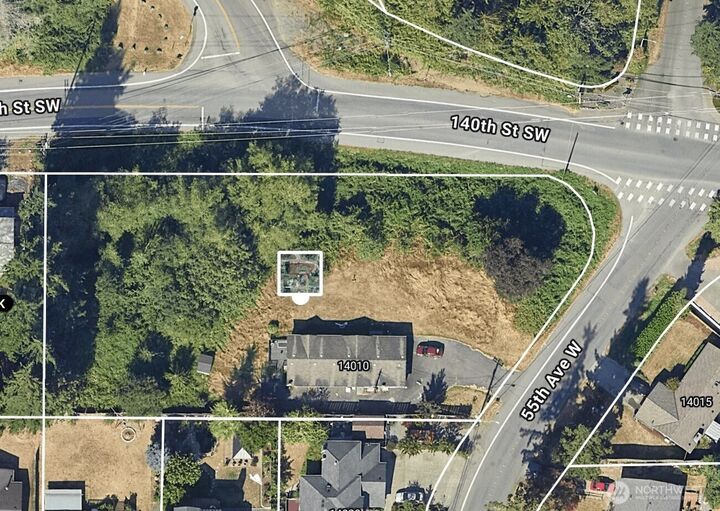 Property Photo:  14010  55th Avenue W  WA 98026 