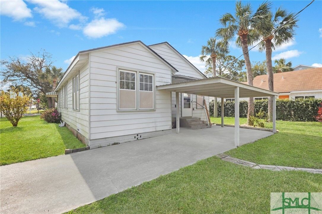 Property Photo:  1401 Jones Avenue  GA 31328 