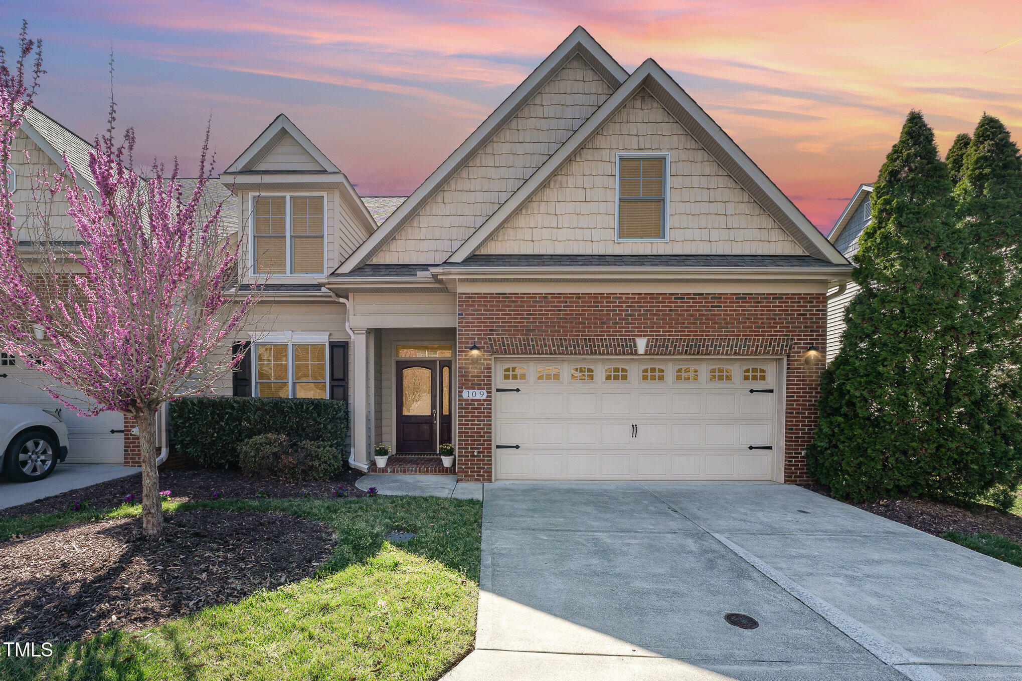 Property Photo: 109 Aisling Court NC 27513