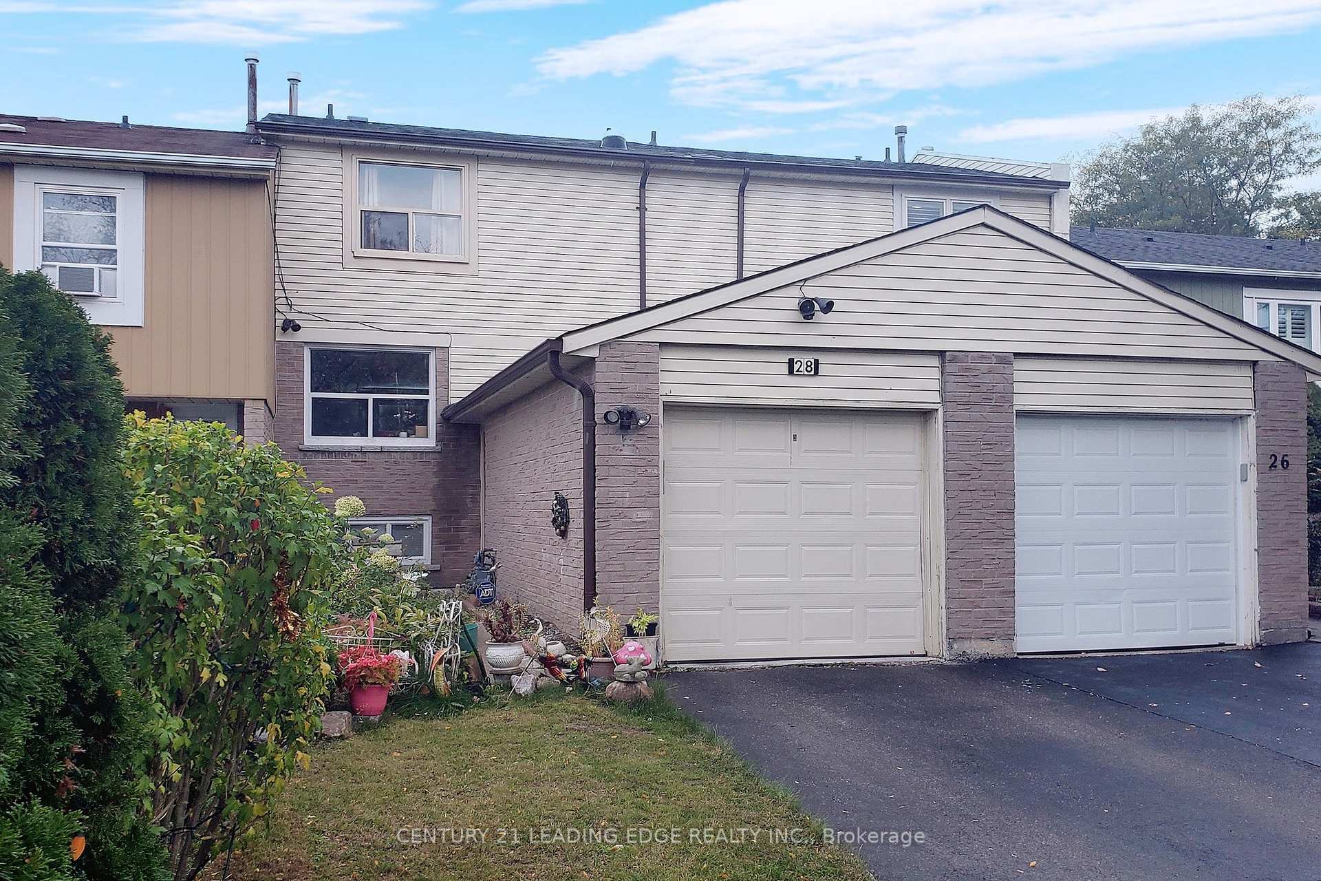 Photo de la propriété: 28 Scotney Grove ON M1B 2S4