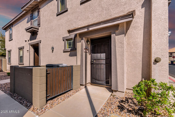 Property Photo: 1250 S Rialto -- 47 AZ 85209
