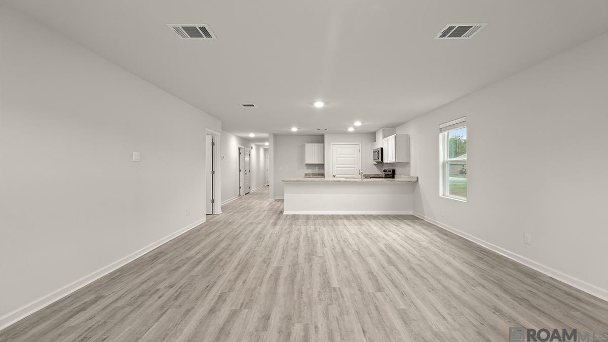 Property Photo: 35612 Forest Manor Ave LA 70726