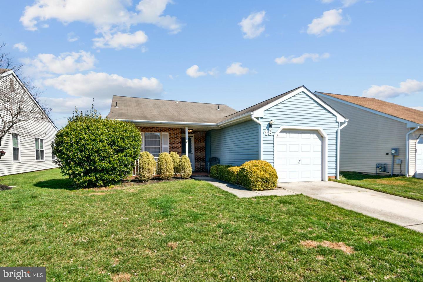 Property Photo: 48 Eddystone Way NJ 08054