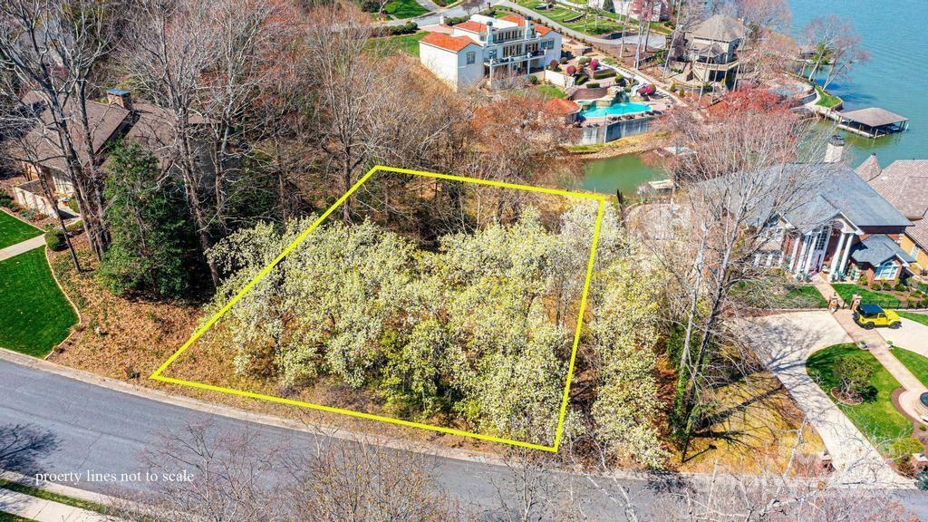 4425 3rd Street Lane NW 38  Hickory NC 28601 photo