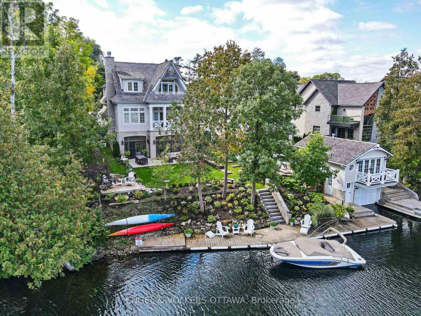 Property Photo: 5651 Herwig Place ON K4M 1B3