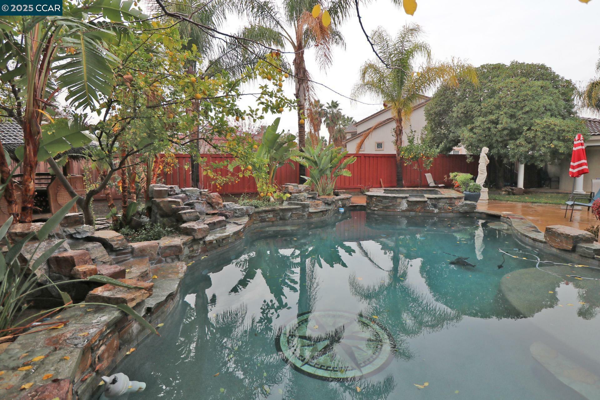 Property Photo: 1097 Teal Ct CA 94513