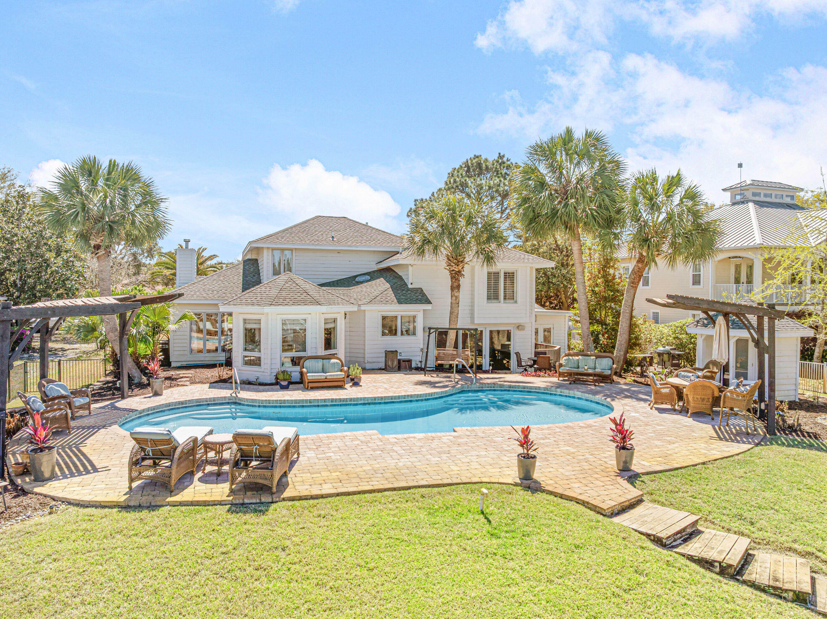 Property Photo: 132 Indian Bayou Drive FL 32541