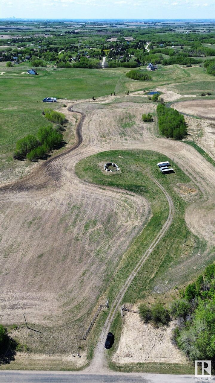 Twp 540 Range Road 212  Rural Strathcona County AB T8G 2C2 photo