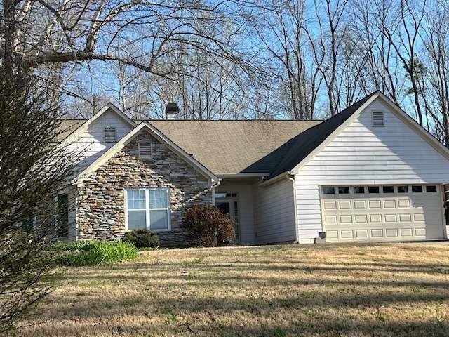 Property Photo: 7925 Timberline Overlook GA 30041