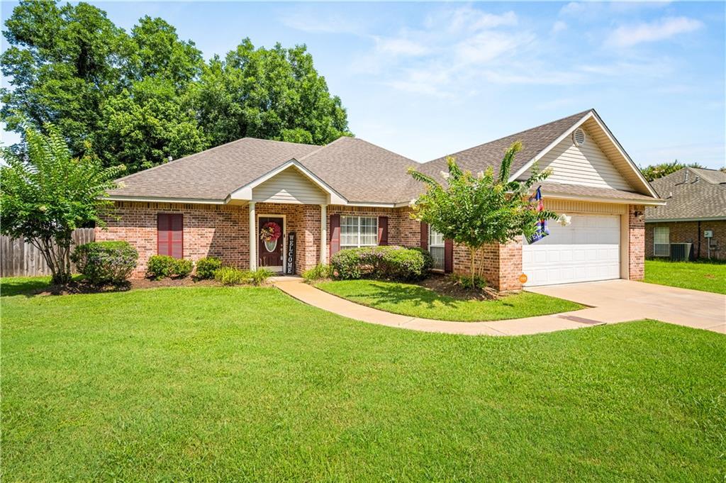 Property Photo:  103 Magnolia Circle  LA 71457 