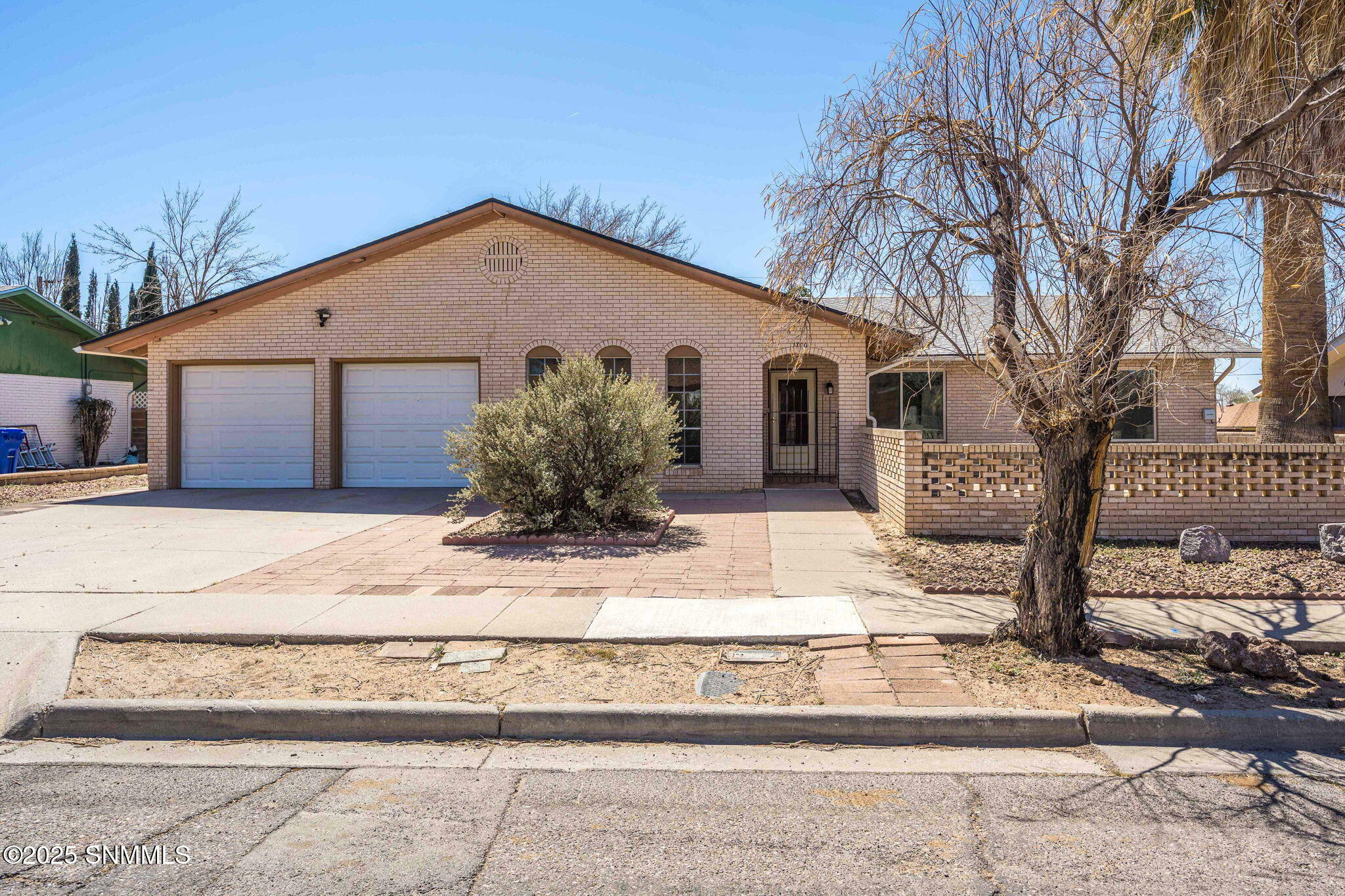 Property Photo: 1700 Altura Avenue NM 88001