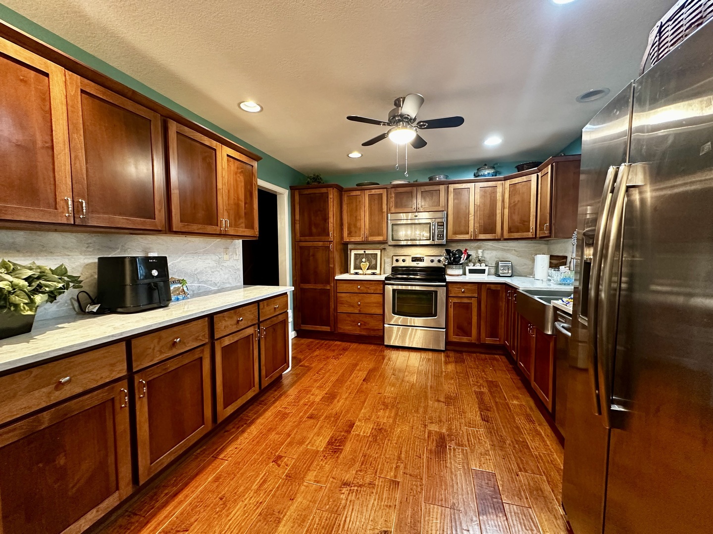 Property Photo: 72 Edgelea Drive IL 61727