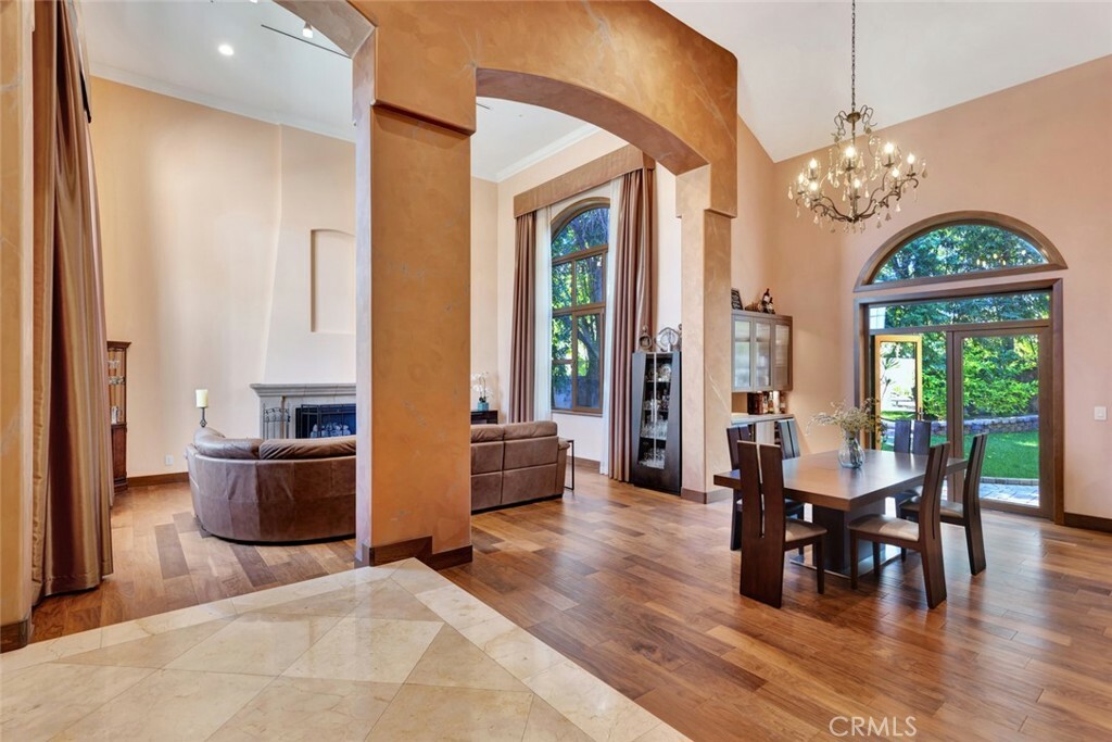 24925 Vista Verenda  Woodland Hills CA 91367 photo