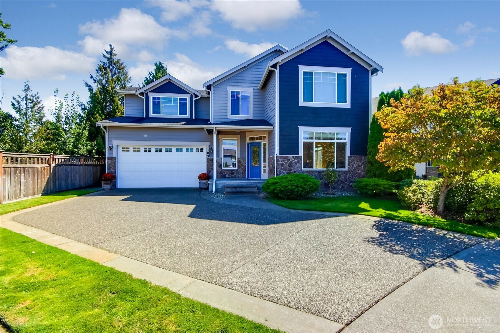 Property Photo: 1109 24th St NW WA 98371