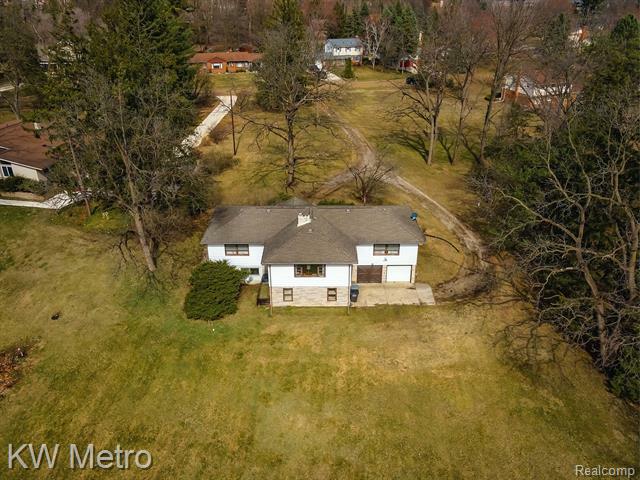 Property Photo: 49151 Ridge Court MI 48168