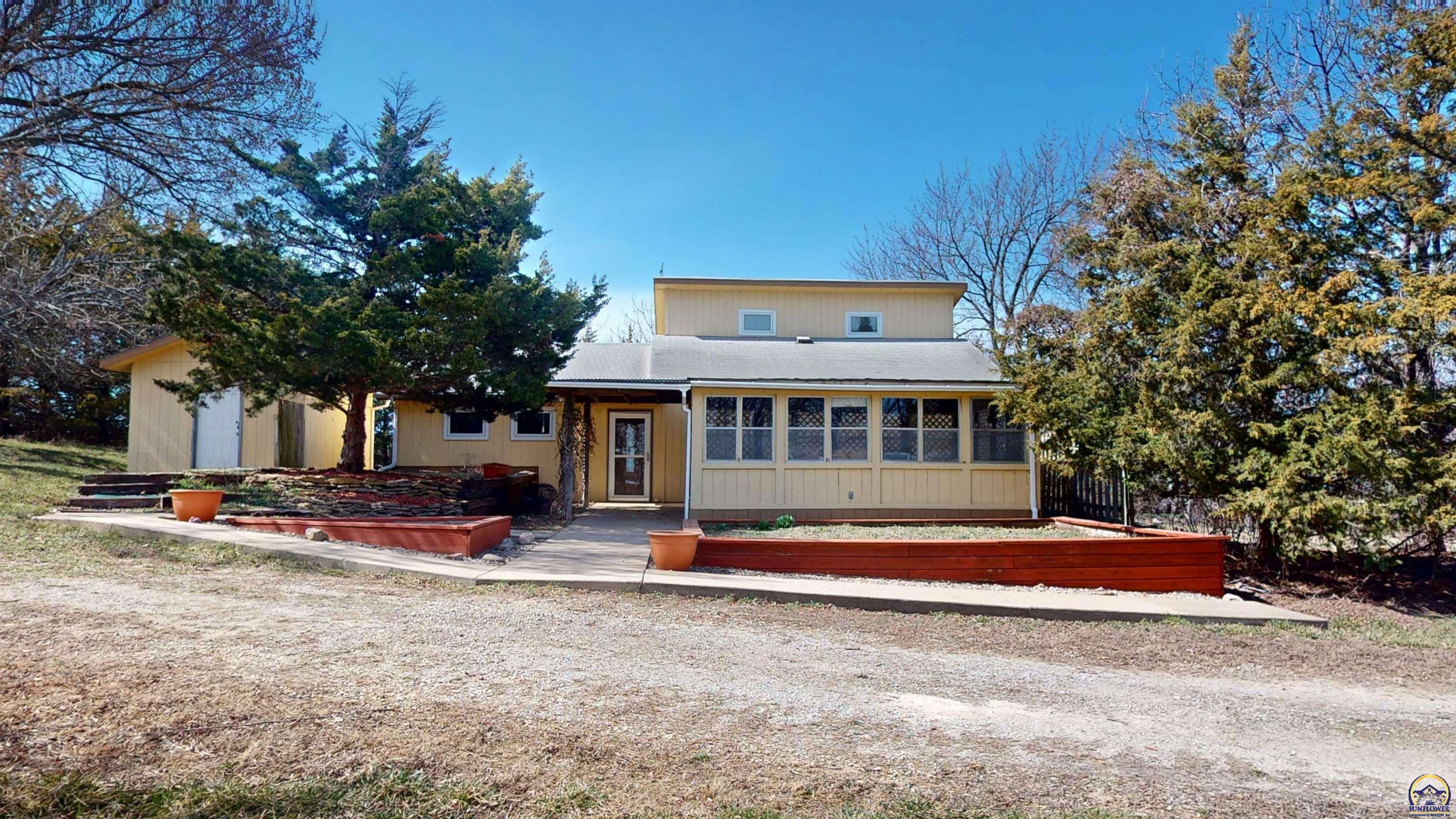 Property Photo: 11973 SW 77th St KS 66402
