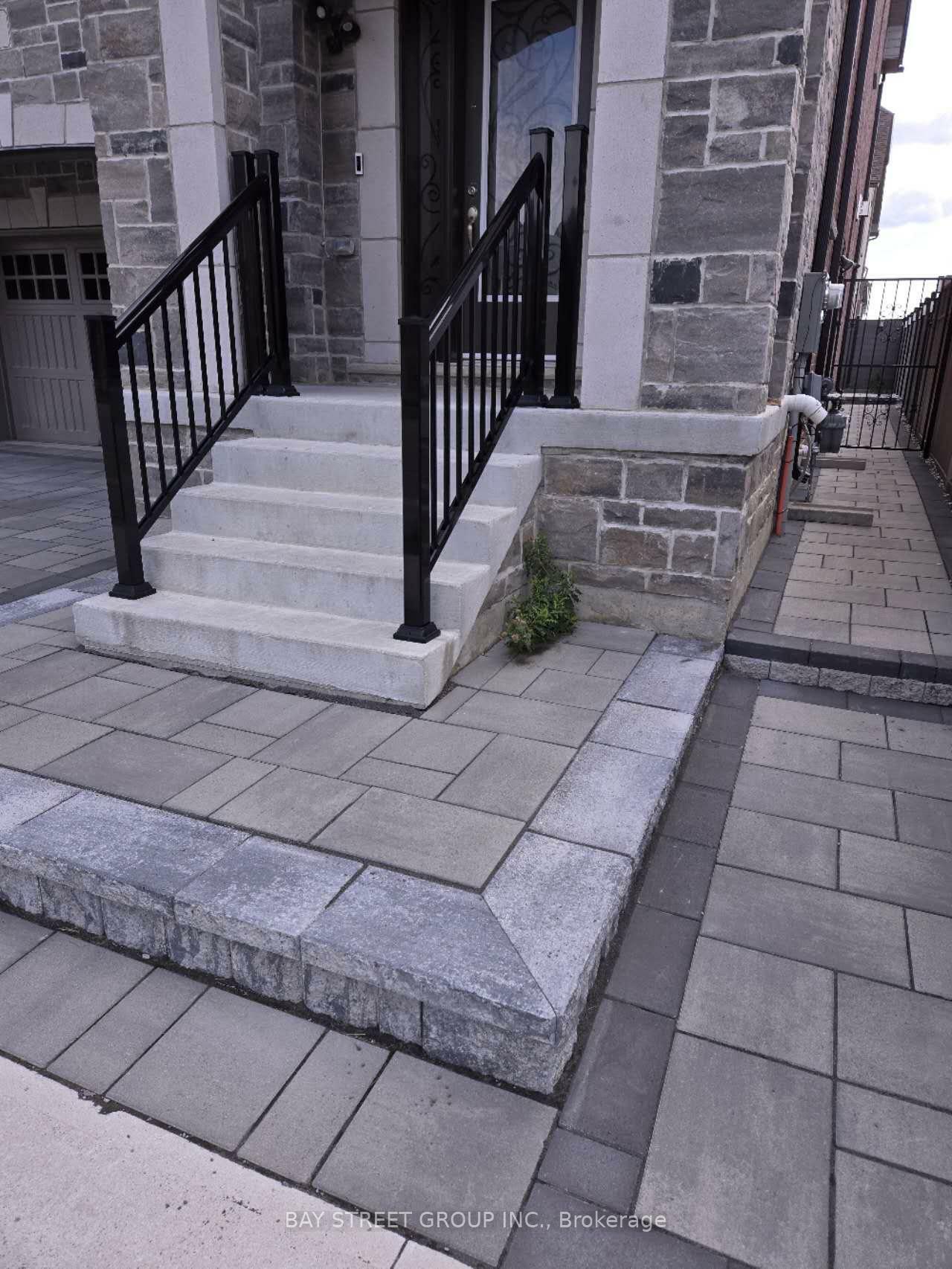 Property Photo: 61 Greenspire Avenue ON L6E 2H8