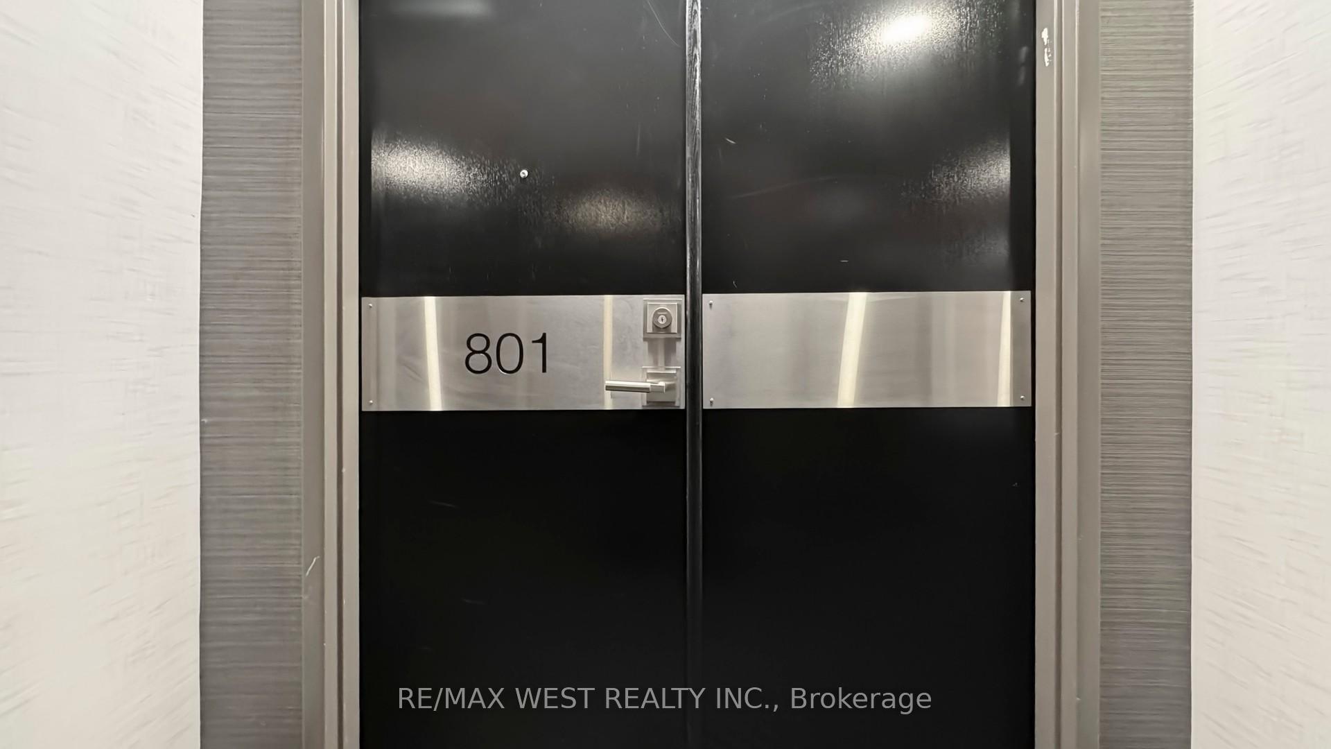 Property Photo:  240 Heath Street W 801  ON M5P 3L5 