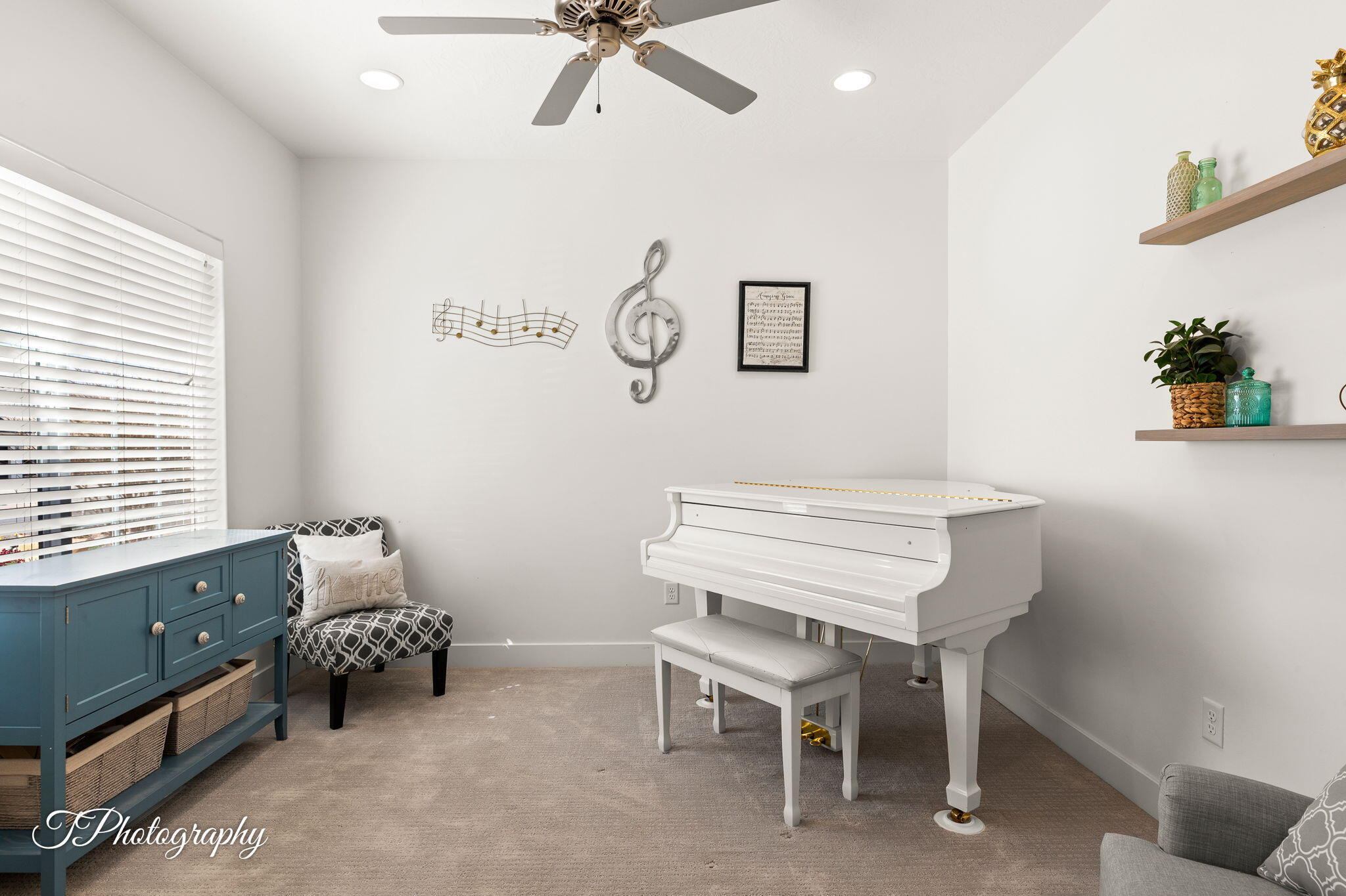 Property Photo: 3313 E Maple Mountain UT 84790