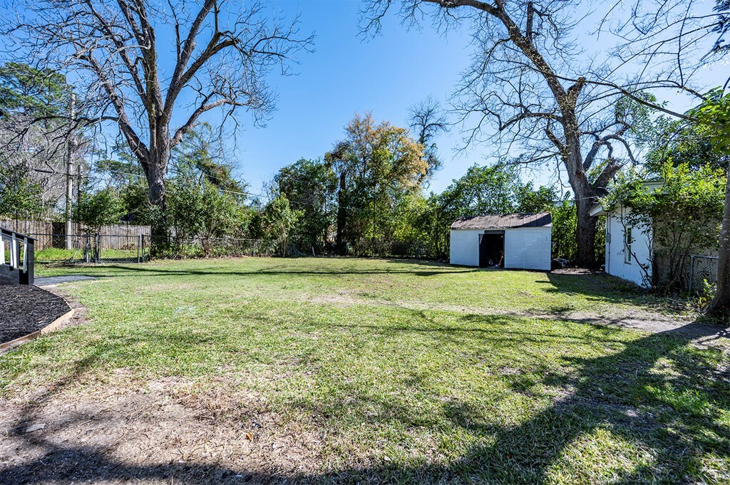Property Photo: 908 Peacock Drive GA 31701