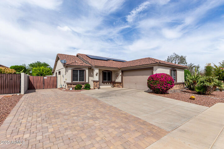 Property Photo:  18132 W Port Royale Lane  AZ 85388 