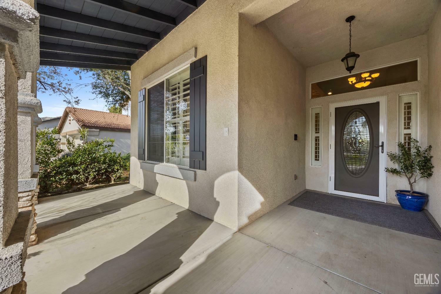 Property Photo: 8628 Sandpines Drive CA 93312
