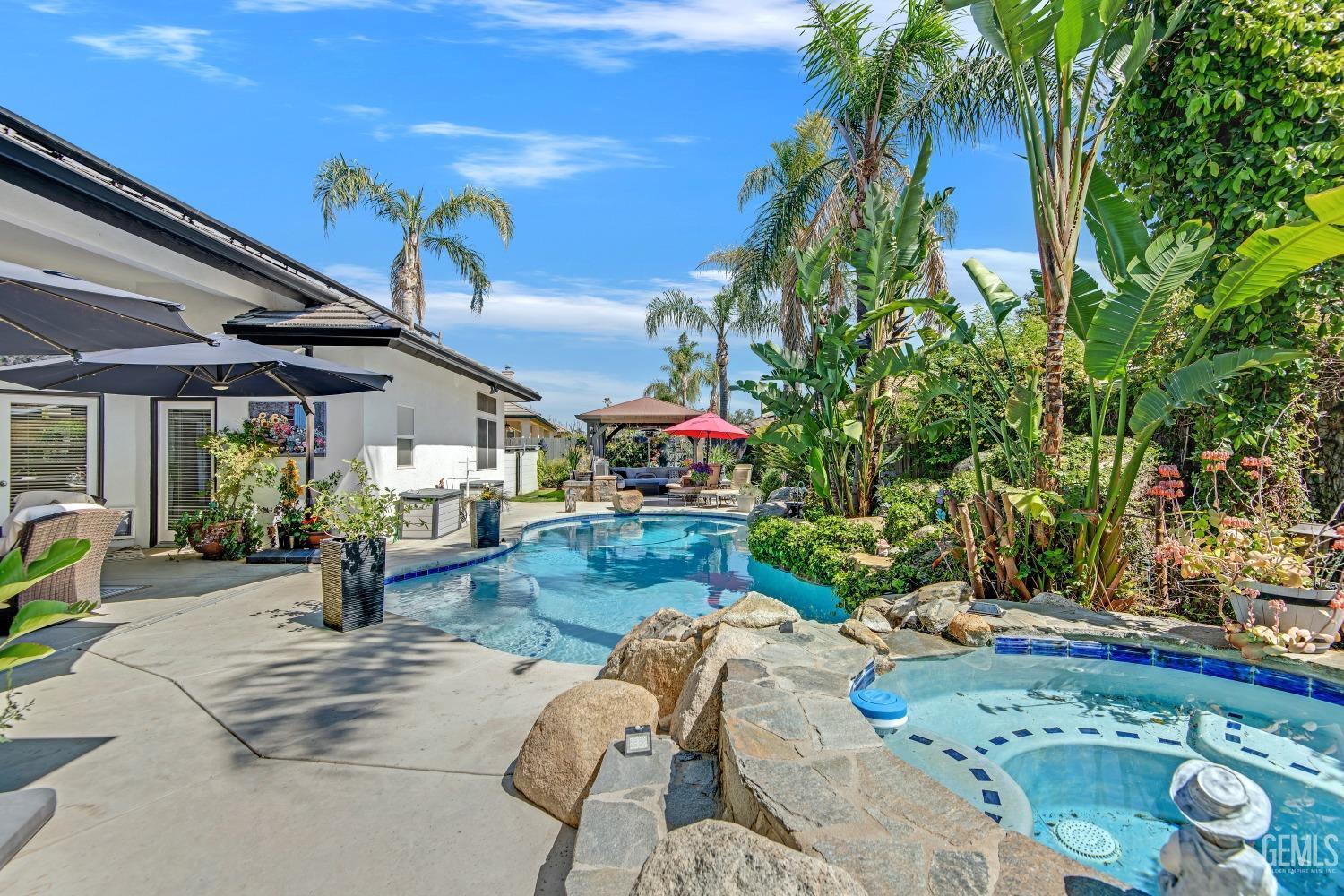 Property Photo: 11915 Fessler Lane CA 93311