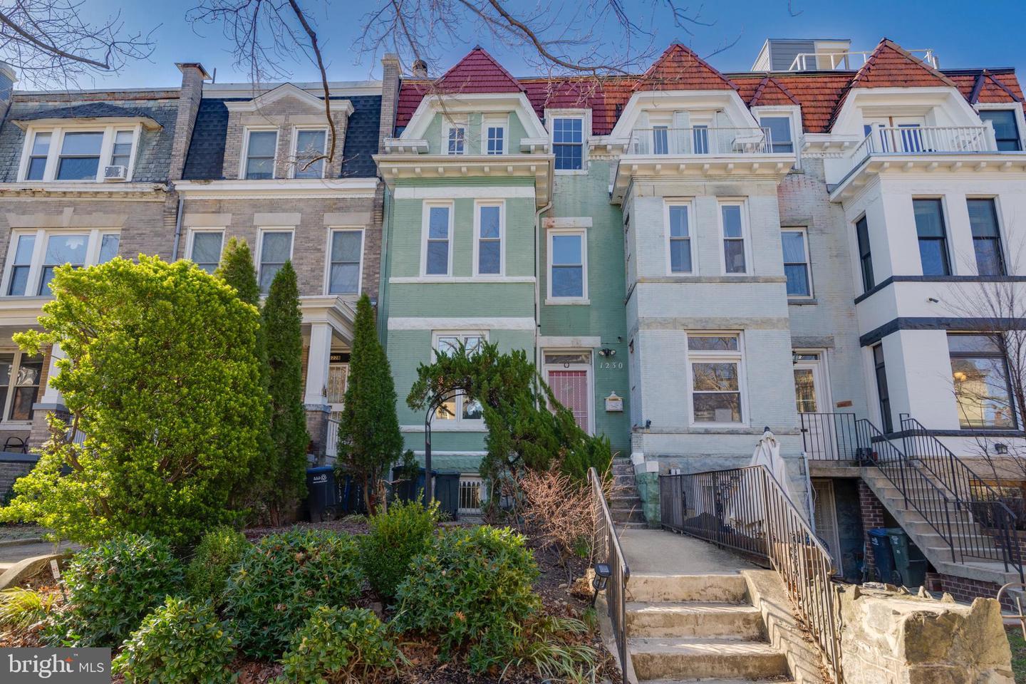 Property Photo: 1230 Euclid Street NW DC 20009