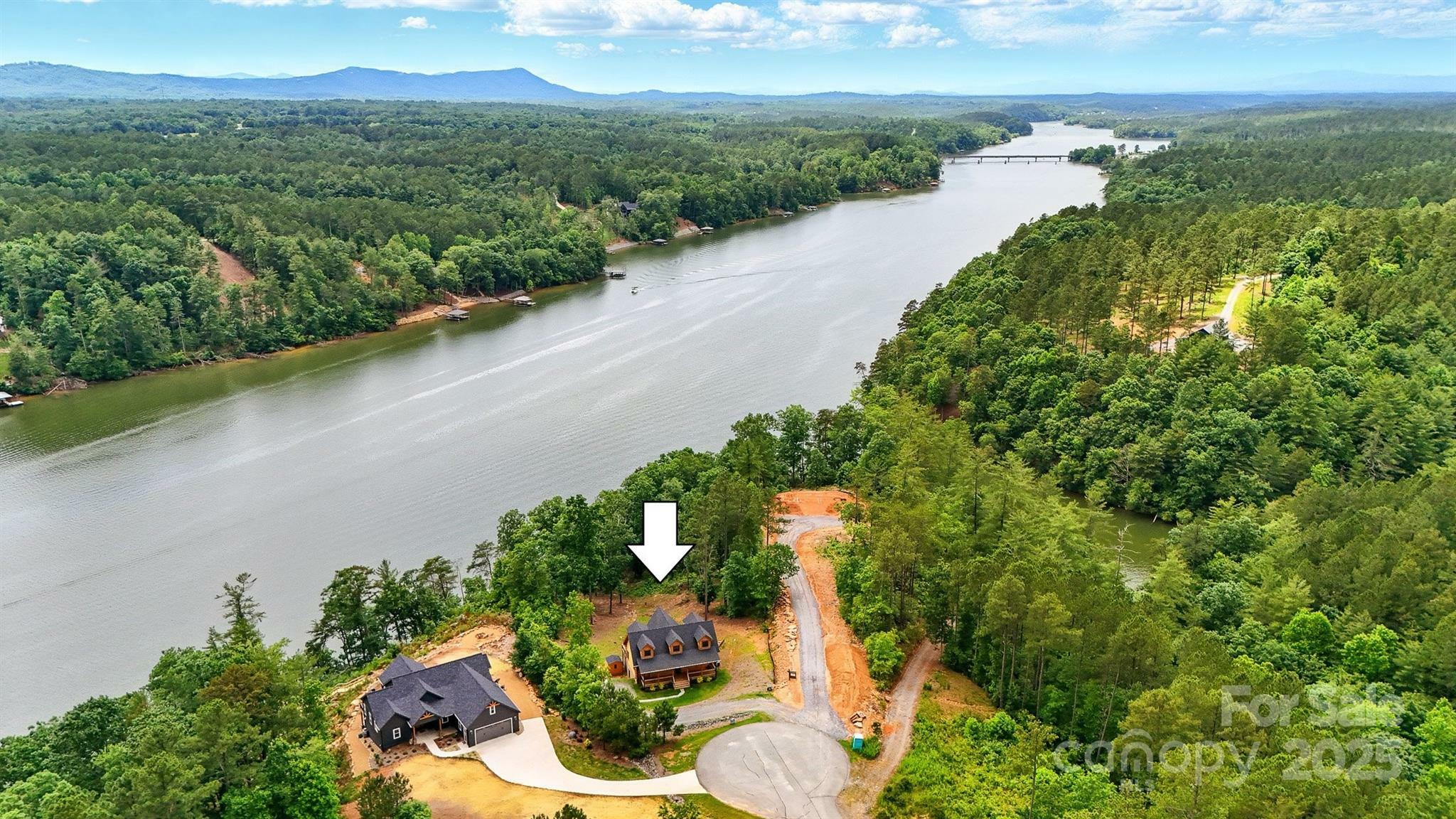 Property Photo: 1519 Reflections Edge Drive NC 28630