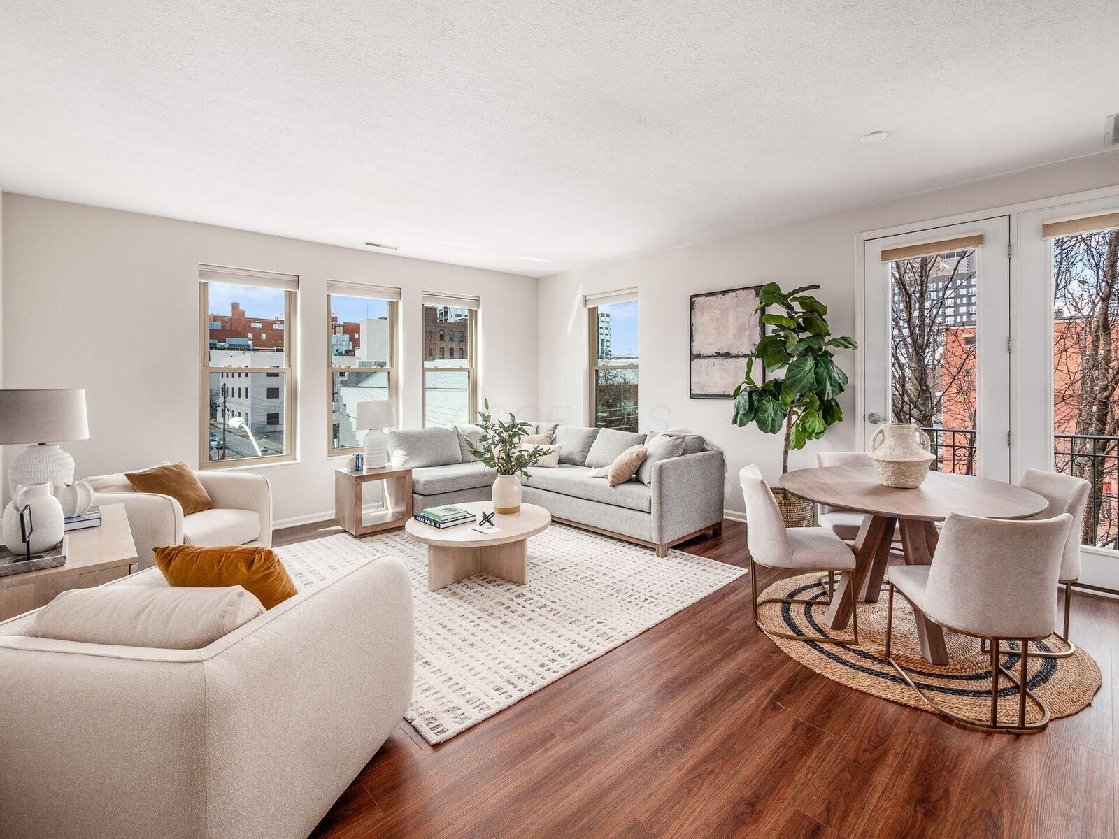 Property Photo: 326 S 3rd Street OH 43215