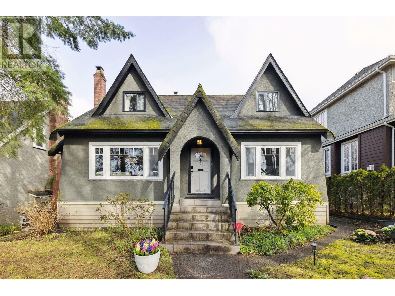 Property Photo: 2923 West 32nd Avenue BC V6L 2B8