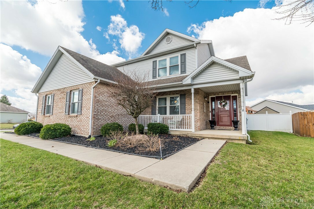 Property Photo: 120 Fox Harbor Drive OH 45373