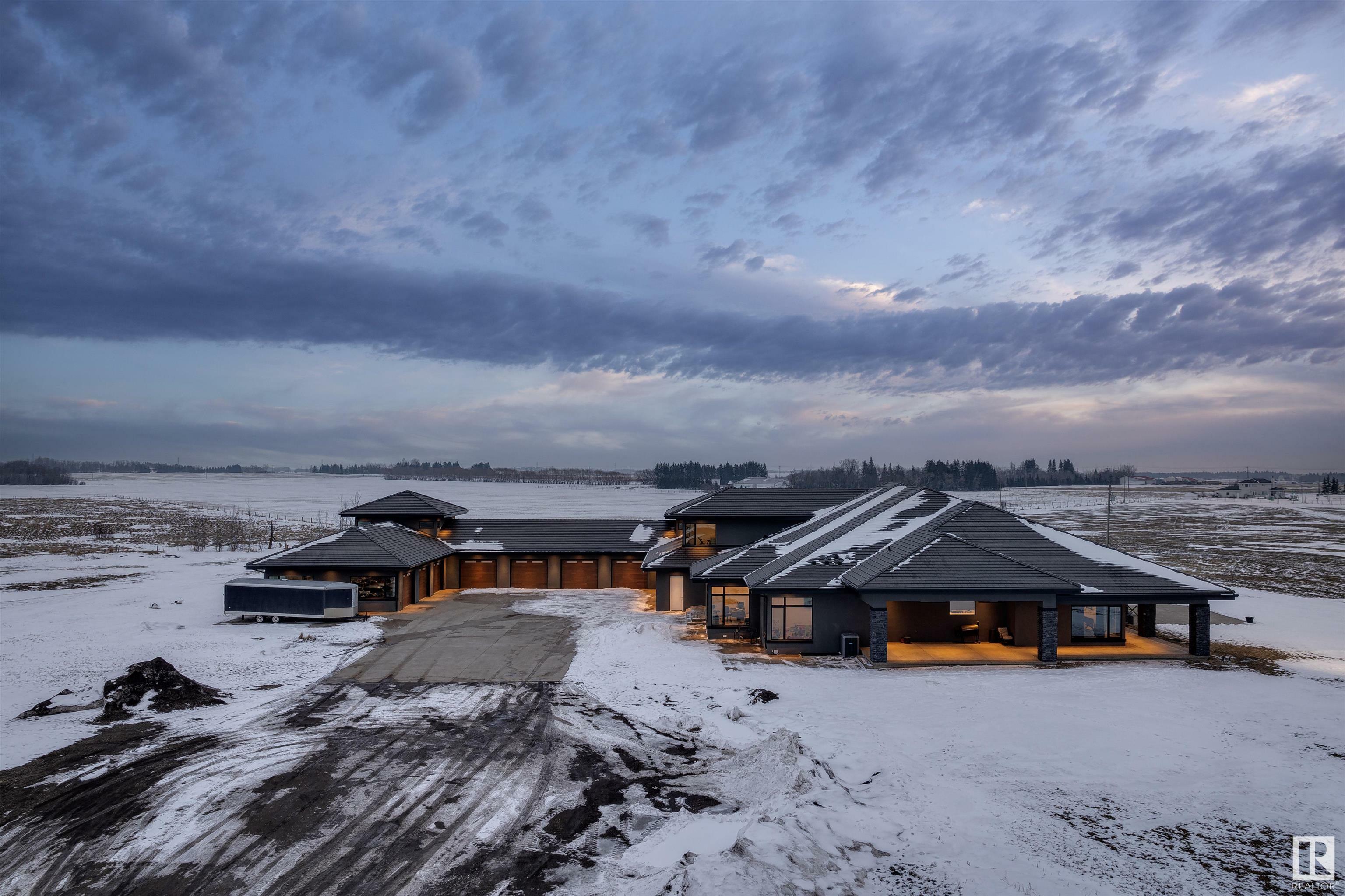 Property Photo: 25056 Twp Road 492 B AB T4X 2M6
