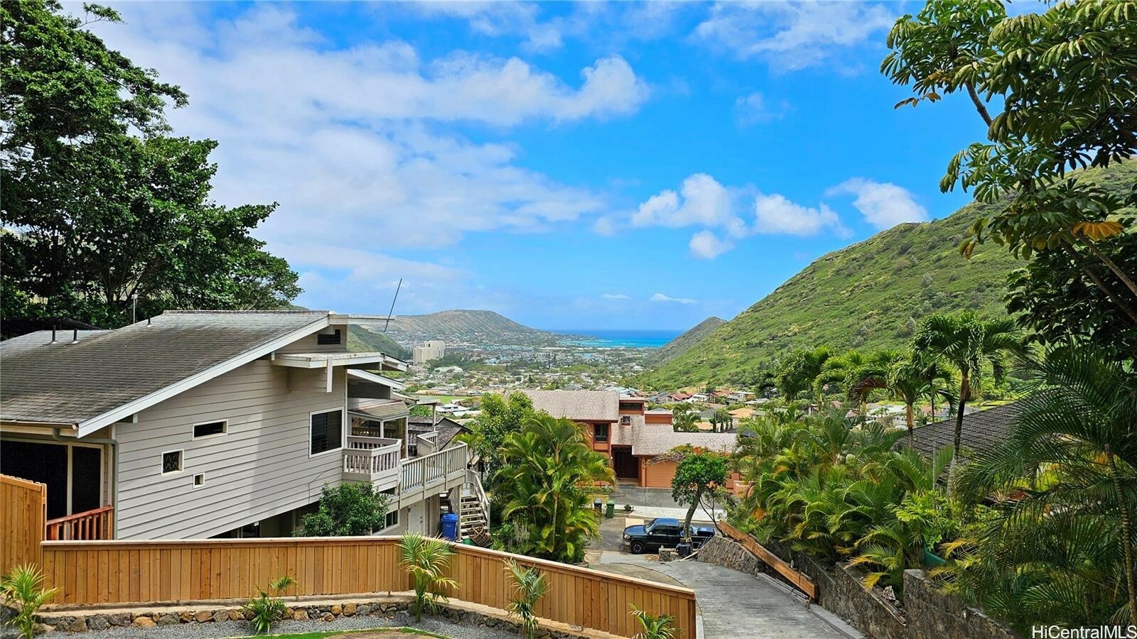 947 Uwao Street C  Honolulu HI 96825 photo