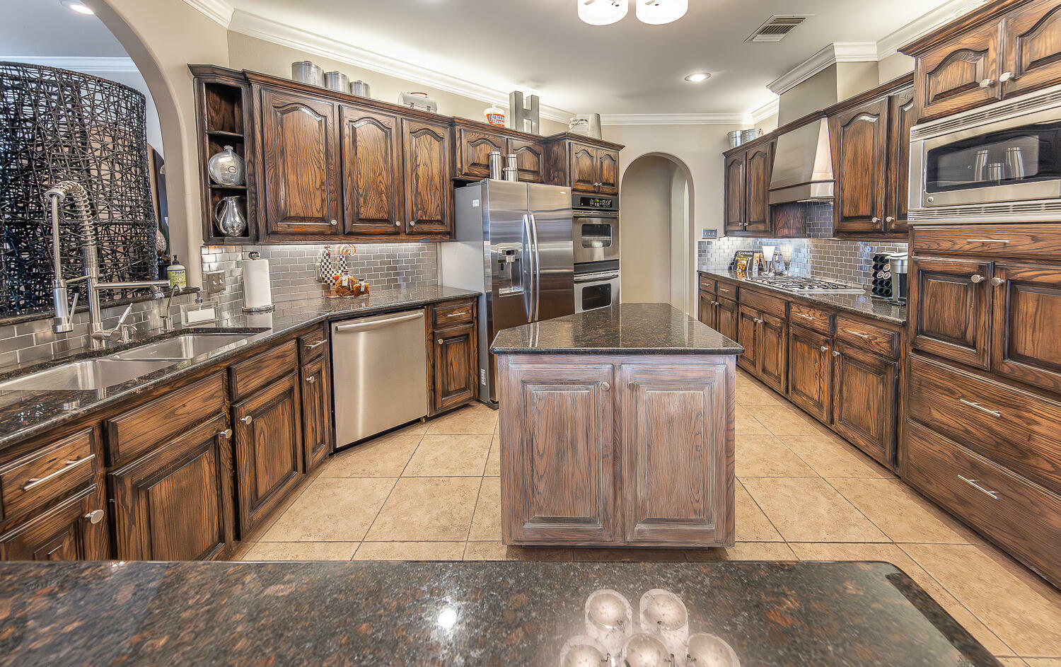 Property Photo: 9807 Topeka Avenue TX 79424