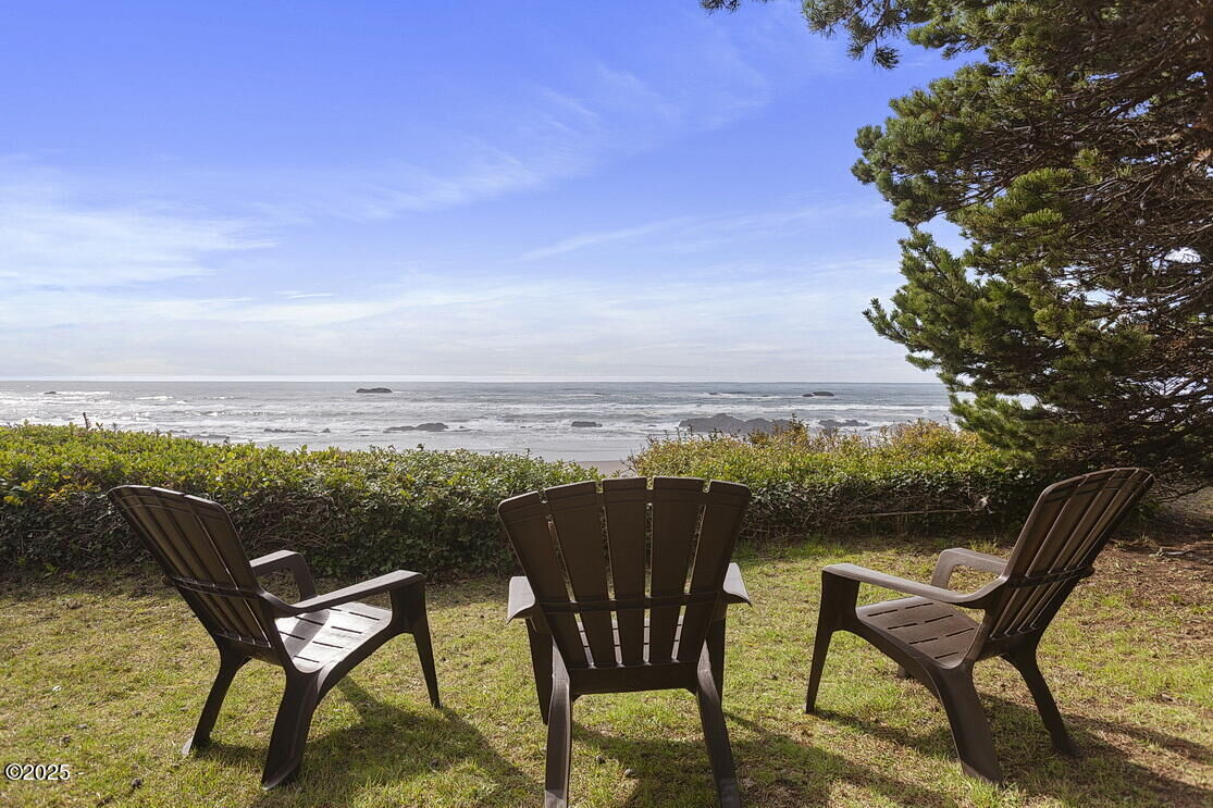 Property Photo: 11150 NW Pacific Coast Highway OR 97376