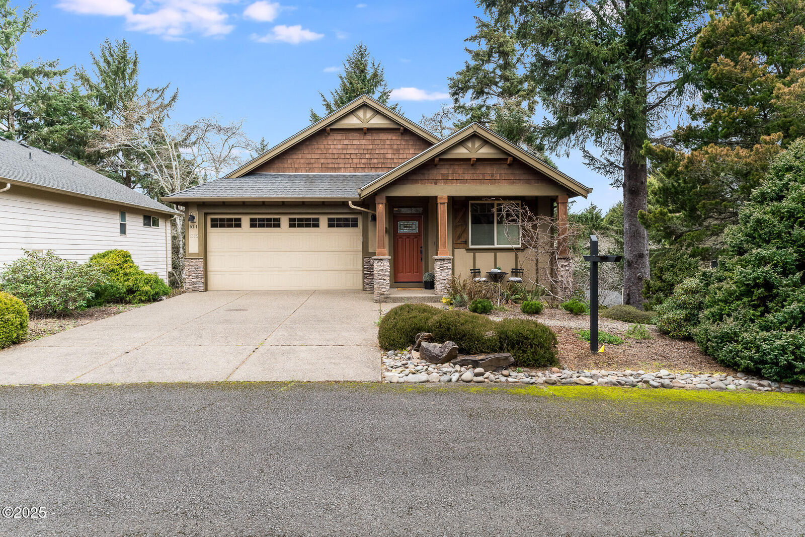 Property Photo:  1315 NE Harbor  OR 97367 