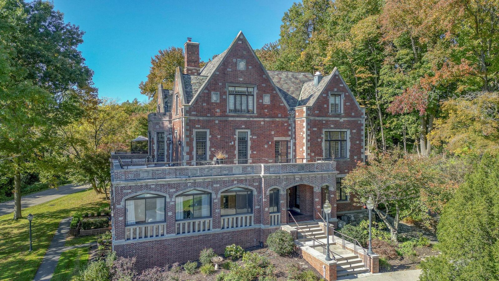 Property Photo: 3 Beecher Lane 3C NY 10566