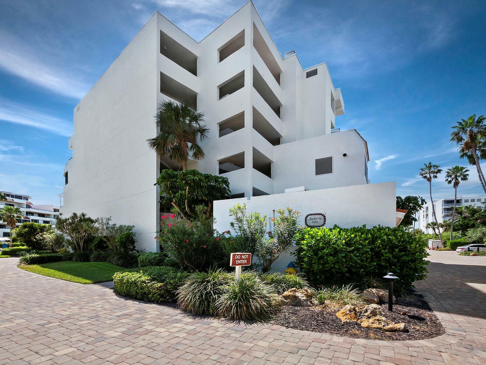 Property Photo: 1485 Gulf Of Mexico Drive 205 FL 34228