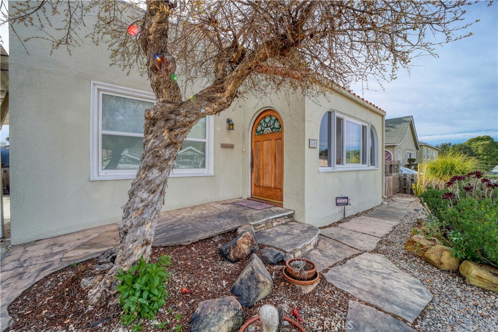 Property Photo:  389 Pismo & 1417 Carmel  CA 93401 