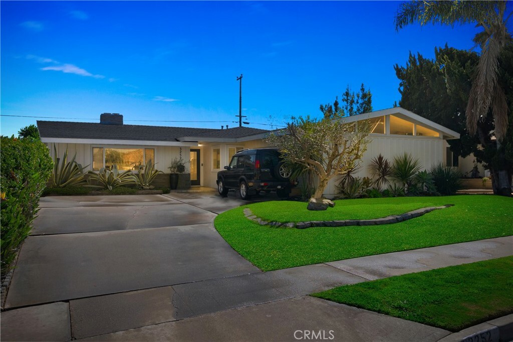 Property Photo: 3252 Michigan Avenue CA 92626