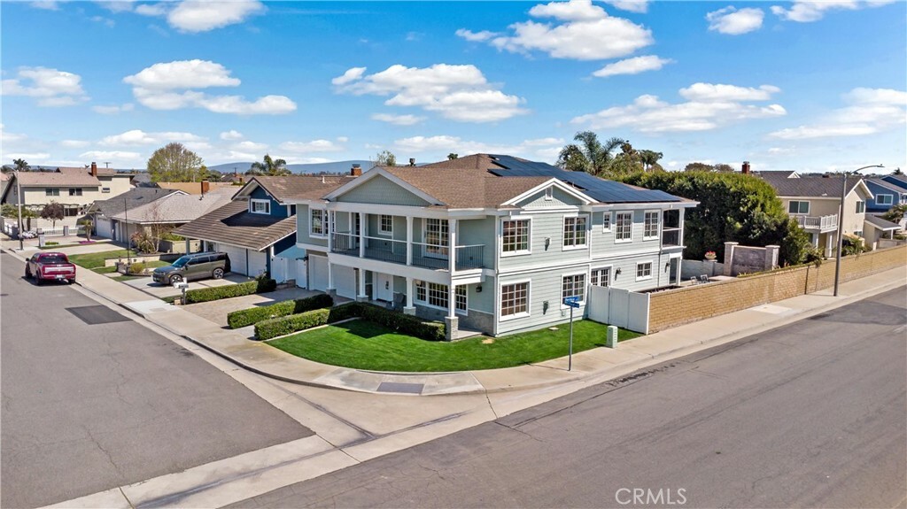 Property Photo: 17982 Whitford Lane CA 92649