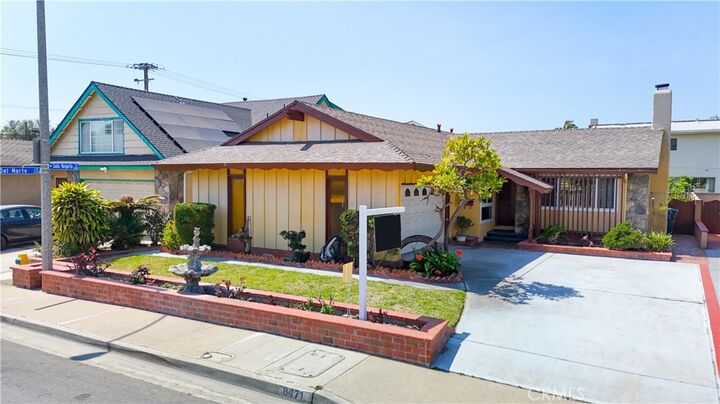 Property Photo: 8471 Santa Margarita Lane CA 90623