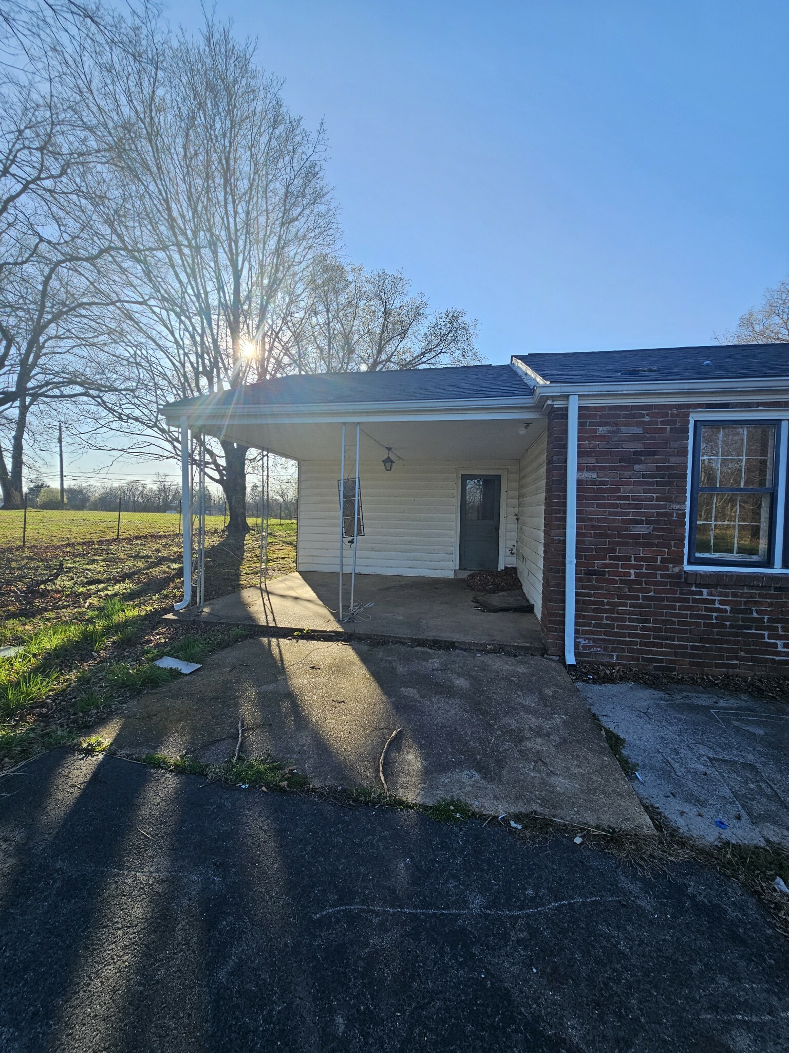 Property Photo: 1842 Reynolds Rd TN 37217